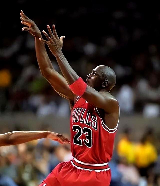 库里官方宣布比赛规则变更新规，皇家马德里引发争议！-开云APP